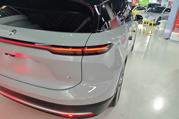 Used Nio ES6 2024 75 kWh Right Rear Taillight