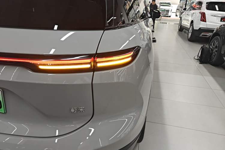 Used Nio ES6 2024 75 kWh Right Rear Taillight