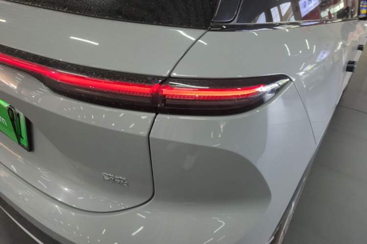 Used Nio ES6 2024 75 kWh Right Rear Taillight