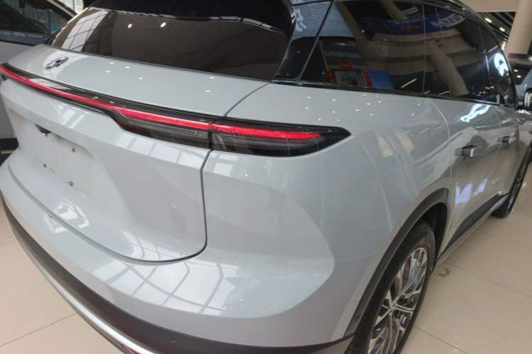 Used Nio ES6 2024 75 kWh Right Rear Taillight