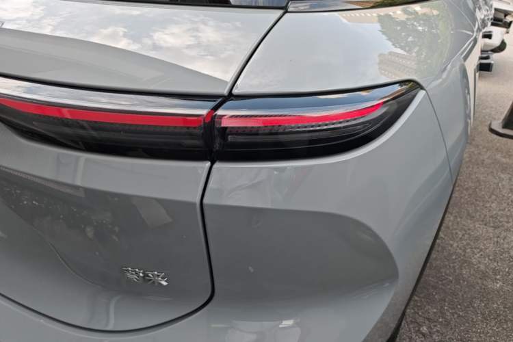 Used Nio ES6 2024 75 kWh Right Rear Taillight