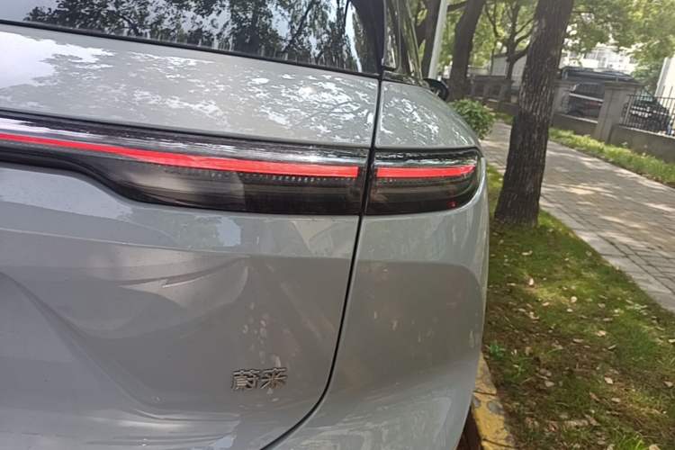 Used Nio ES6 2024 75 kWh Right Rear Taillight