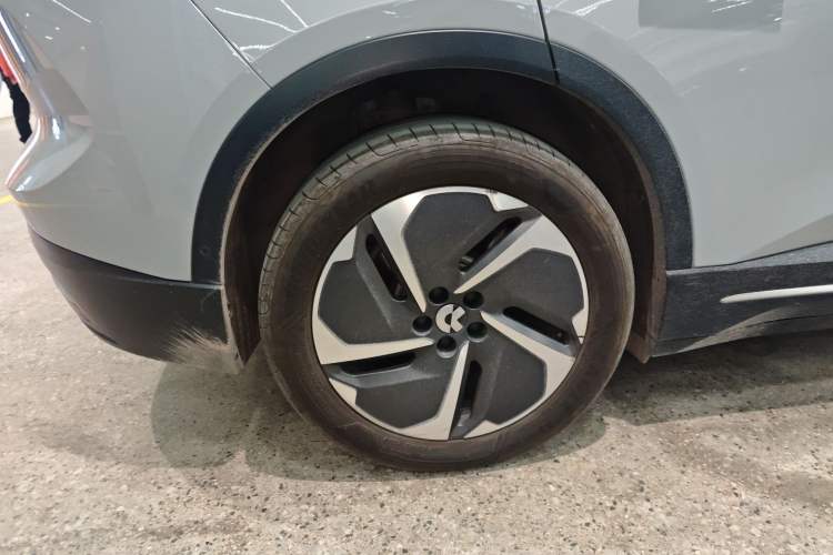 Used Nio ES6 2024 75 kWh Right Rear Wheel Hub