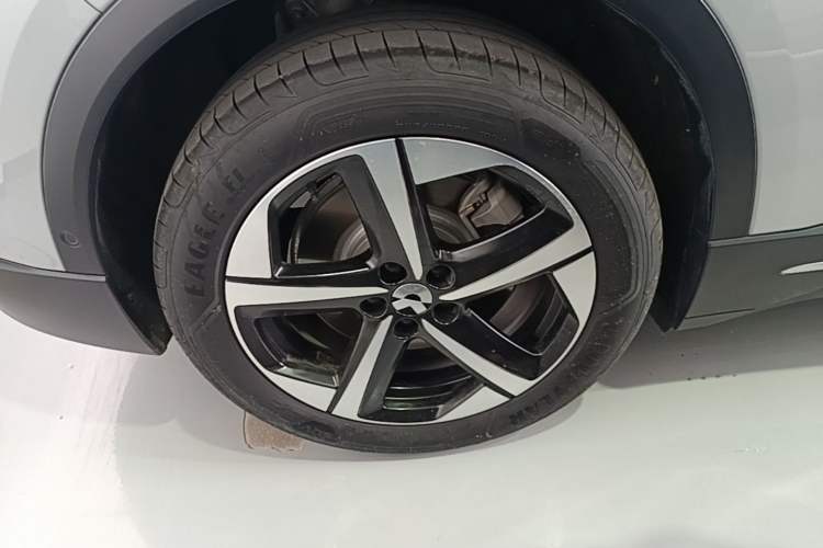 Used Nio ES6 2024 75 kWh Right Rear Wheel Hub