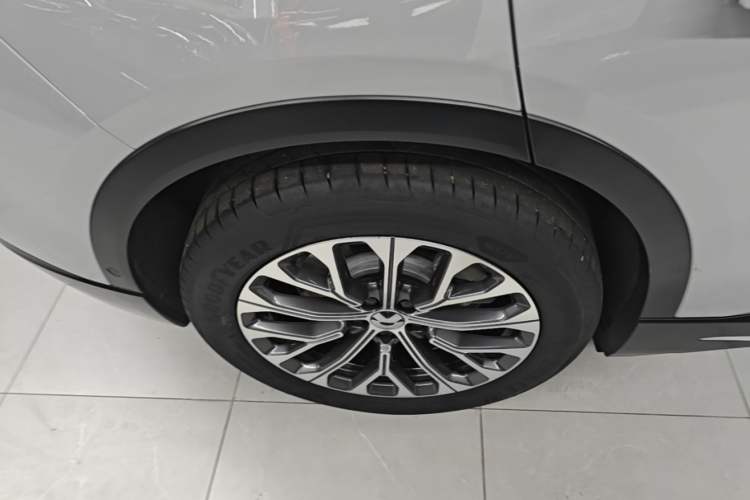 Used Nio ES6 2024 75 kWh Right Rear Wheel Hub