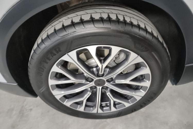 Used Nio ES6 2024 75 kWh Right Rear Wheel Hub