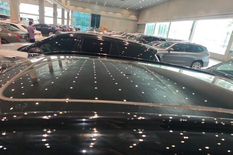 Used Nio ES6 2024 75 kWh Roof