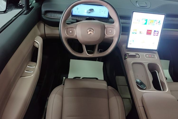 Used Nio ES6 2024 75 kWh Steering Wheel