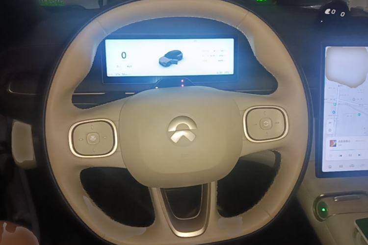 Used Nio ES6 2024 75 kWh Steering Wheel
