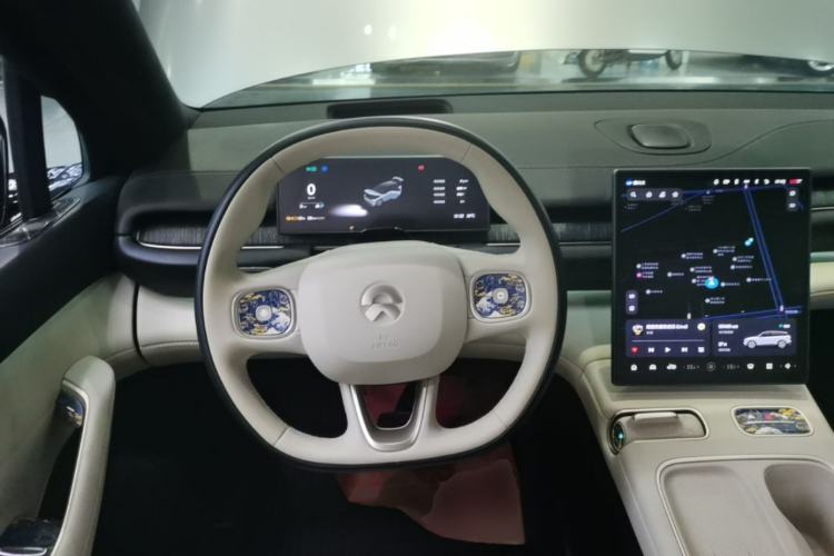 Used Nio ES6 2024 75 kWh Steering Wheel