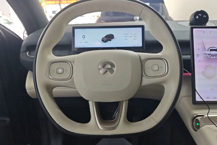 Used Nio ES6 2024 75 kWh Steering Wheel