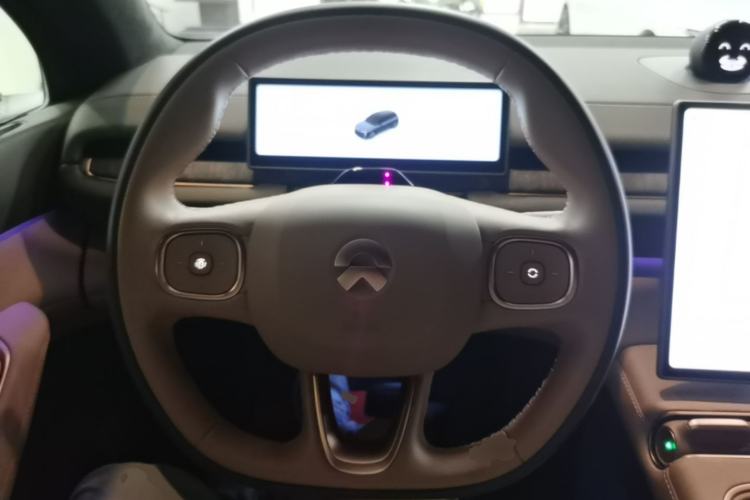 Used Nio ES6 2024 75 kWh Steering Wheel