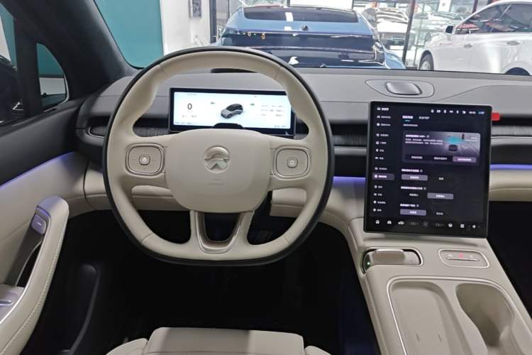 Used Nio ES6 2024 75 kWh Steering Wheel