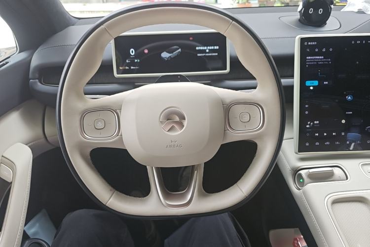 Used Nio ES6 2024 75 kWh Steering Wheel