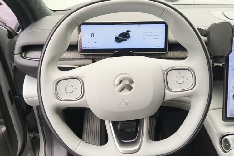 Used Nio ES6 2024 75 kWh Steering Wheel
