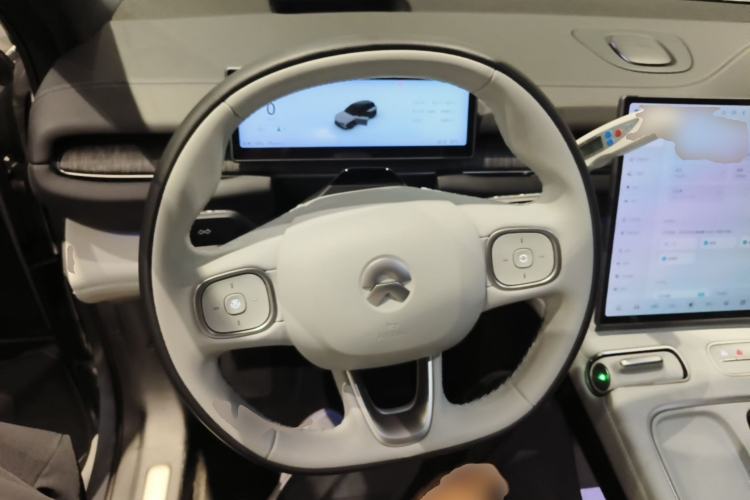 Used Nio ES6 2024 75 kWh Steering Wheel