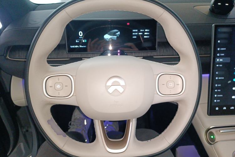 Used Nio ES6 2024 75 kWh Steering Wheel
