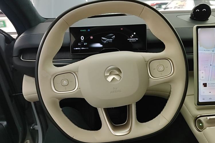 Used Nio ES6 2024 75 kWh Steering Wheel