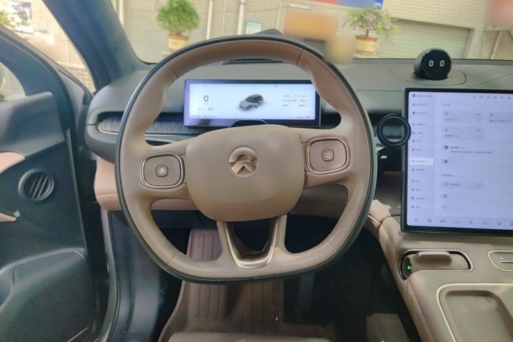 Used Nio ES6 2024 75 kWh Steering Wheel