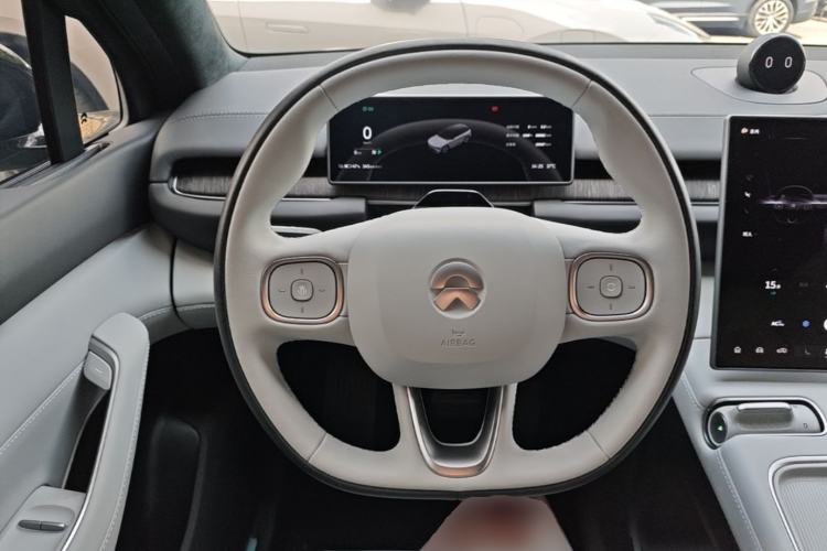 Used Nio ES6 2024 75 kWh Steering Wheel