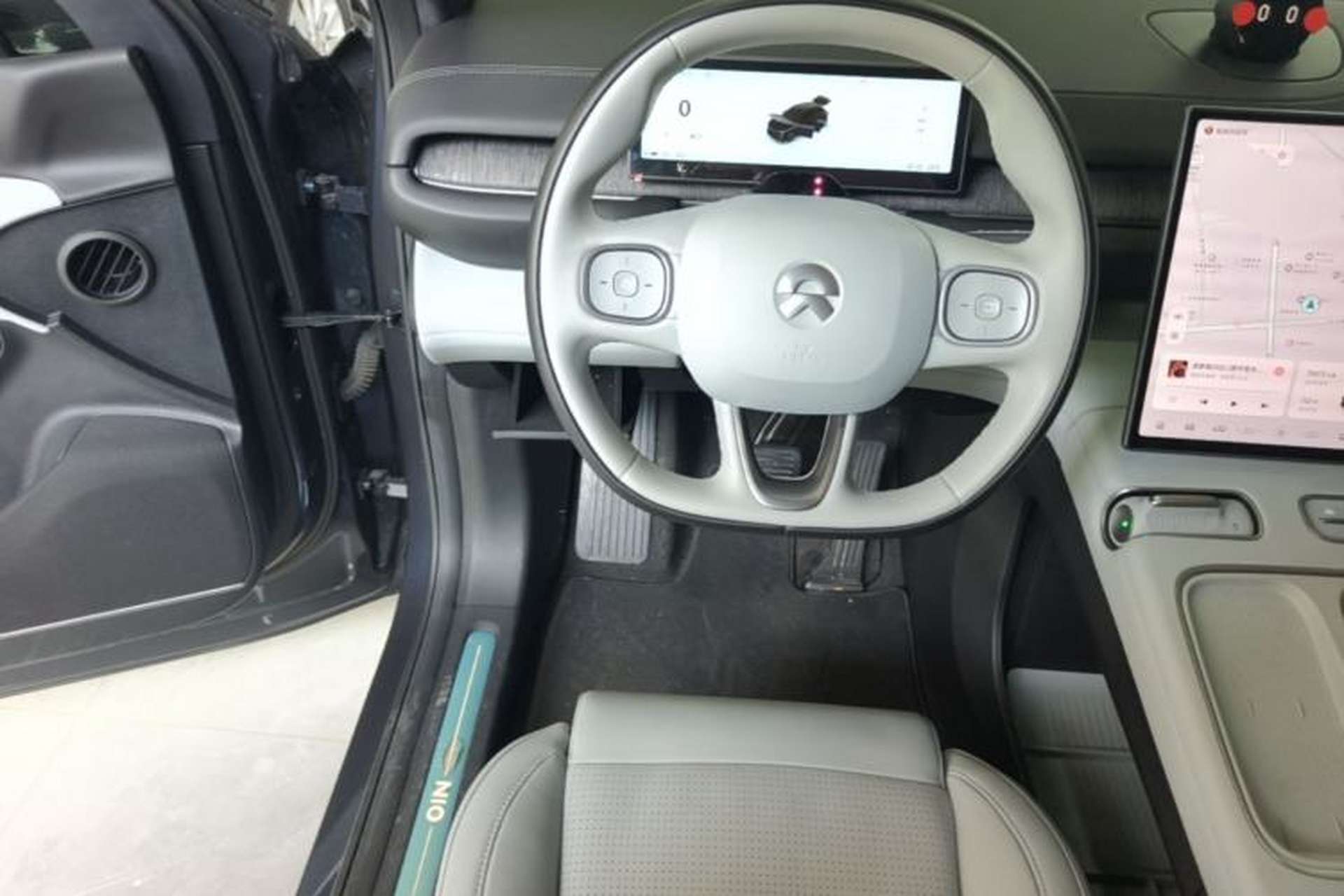Used Nio ES6 2024 75 kWh Steering Wheel