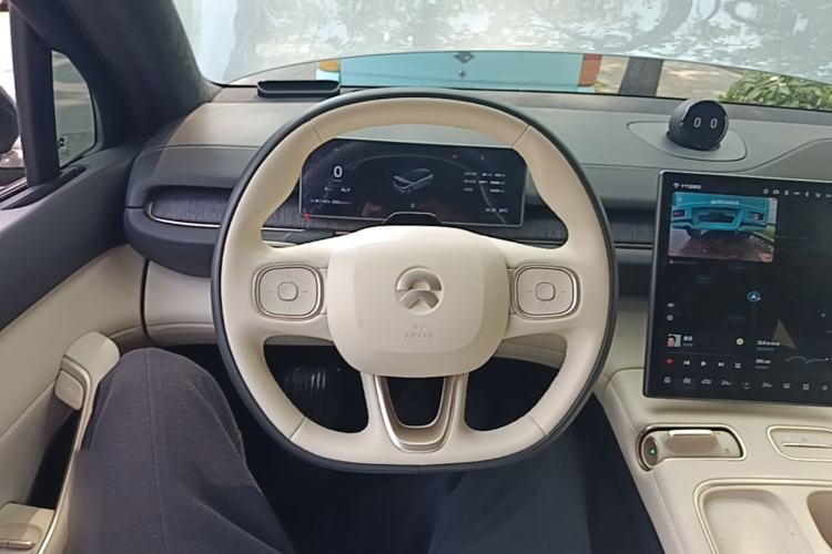 Used Nio ES6 2024 75 kWh Steering Wheel