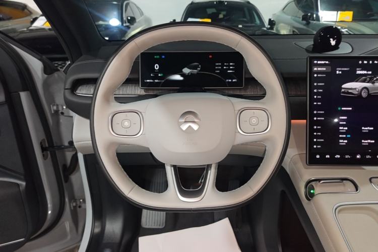 Used Nio ES6 2024 75 kWh Steering Wheel