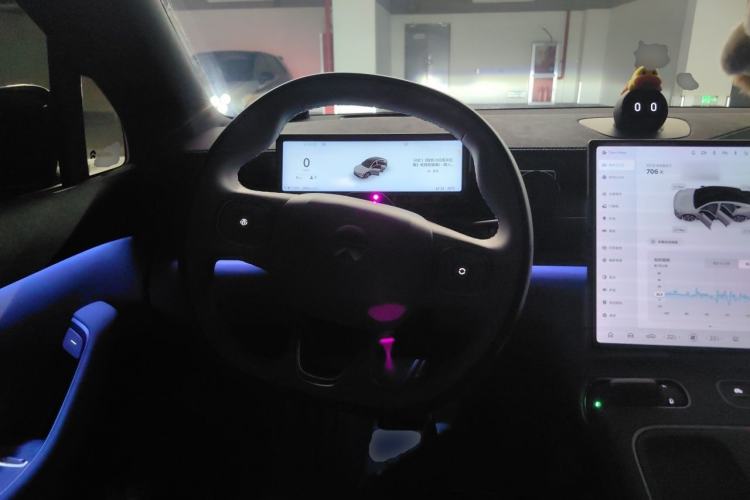 Used Nio ES6 2024 75 kWh Steering Wheel