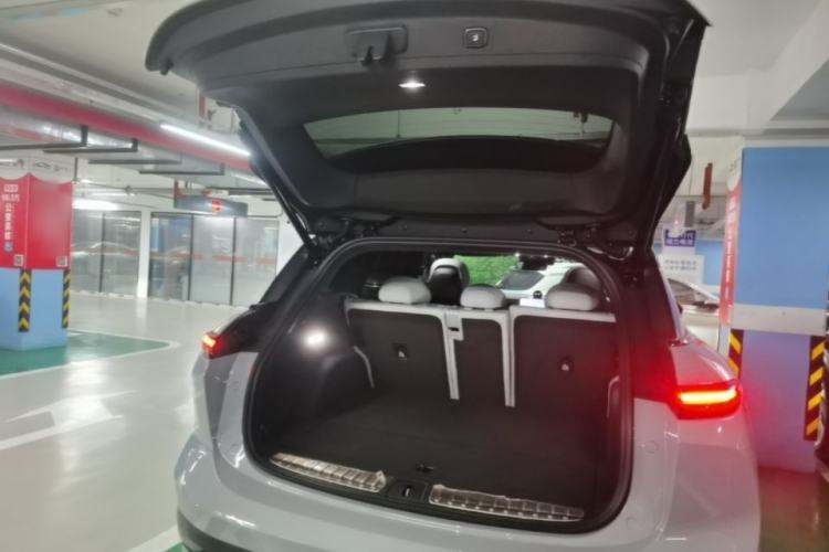 Used Nio ES6 2024 75 kWh Trunk