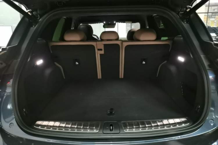 Used Nio ES6 2024 75 kWh Trunk