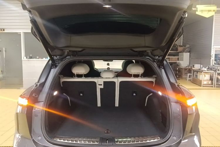 Used Nio ES6 2024 75 kWh Trunk