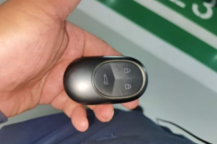 Used Nio ES6 2024 75 kWh Vehicle Key