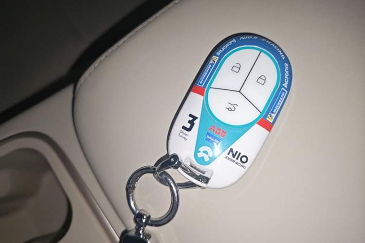 Used Nio ES6 2024 75 kWh Vehicle Key
