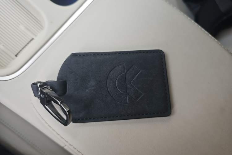 Used Nio ES6 2024 75 kWh Vehicle Key
