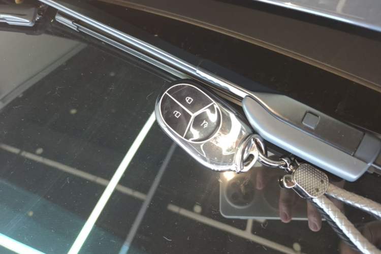 Used Nio ES6 2024 75 kWh Vehicle Key