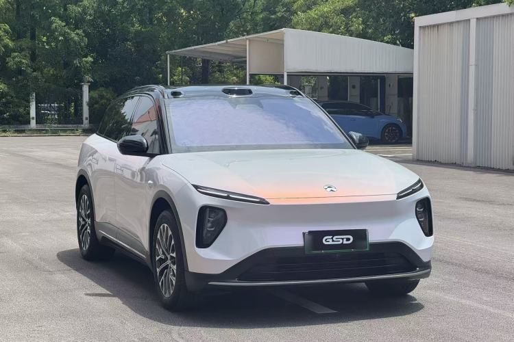 Used Nio ES6 2024 75 kWh Exterior 1
