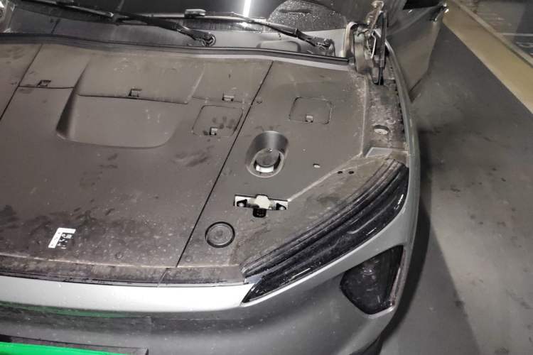 Used Nio ES6 2024 75 kWh Engine Bay Left