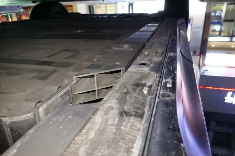 Used Nio ES6 2024 75 kWh Chassis Rear Left
