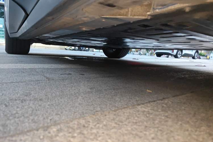Used Nio ES6 2024 75 kWh Chassis Rear Left