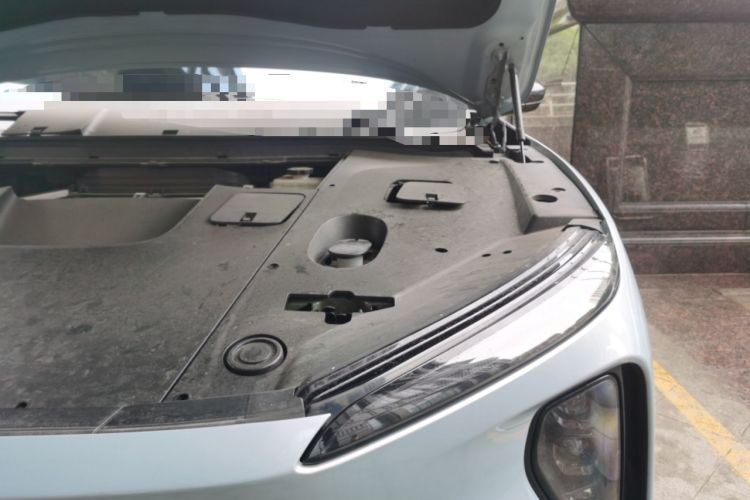 Used Nio ES6 2024 75 kWh Engine Bay Left