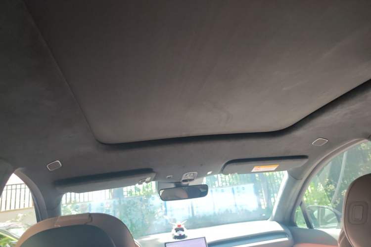 Used Nio ES6 2024 75 kWh Headliner