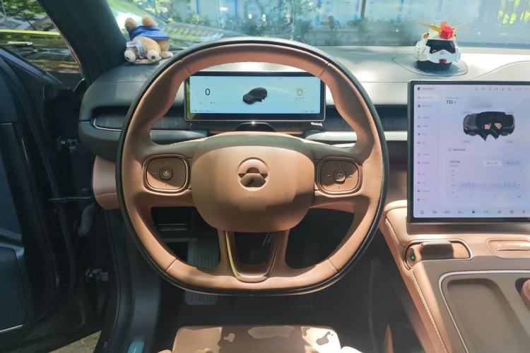 Used Nio ES6 2024 75 kWh Steering Wheel