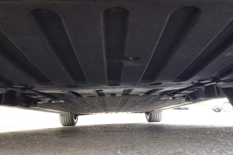 Used Nio ES6 2024 75 kWh Chassis Front