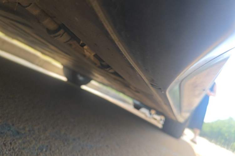 Used Nio ES6 2024 75 kWh Chassis Front Left