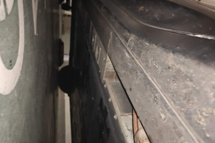 Used Nio ES6 2024 75 kWh Chassis Front Right