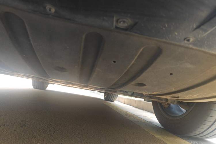 Used Nio ES6 2024 75 kWh Chassis Rear