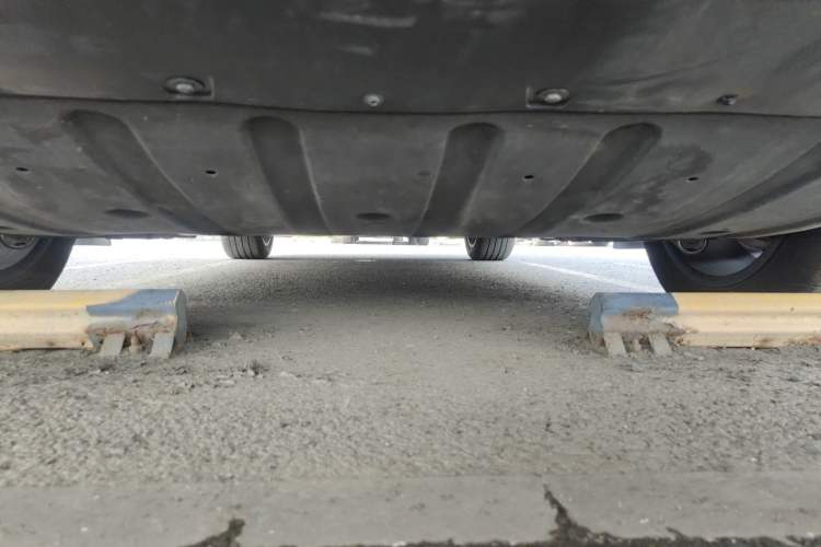 Used Nio ES6 2024 75 kWh Chassis Rear