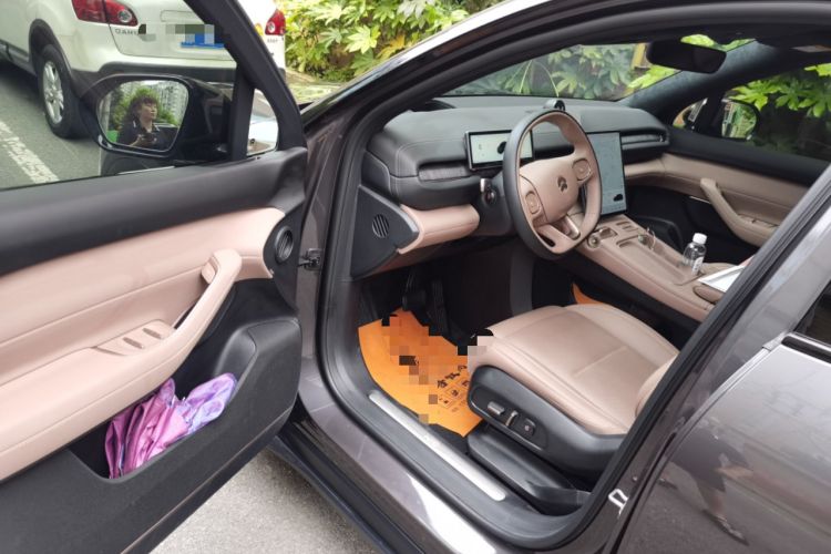 Used Nio ES6 2024 75 kWh Driver Seat