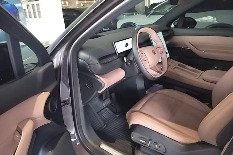 Used Nio ES6 2024 75 kWh Driver Seat