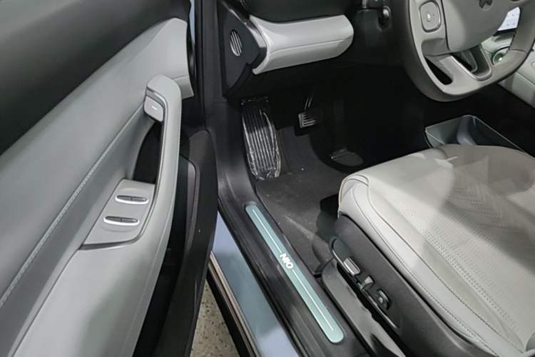 Used Nio ES6 2024 75 kWh Driver Seat